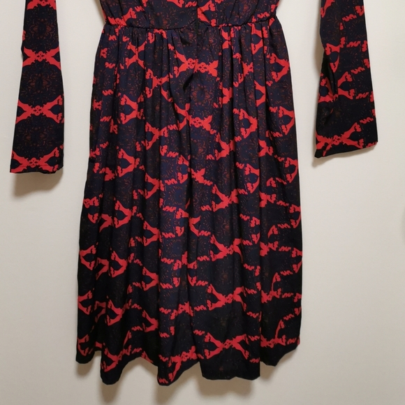 Navy Blue and Red Dress - Picture 5 of 5